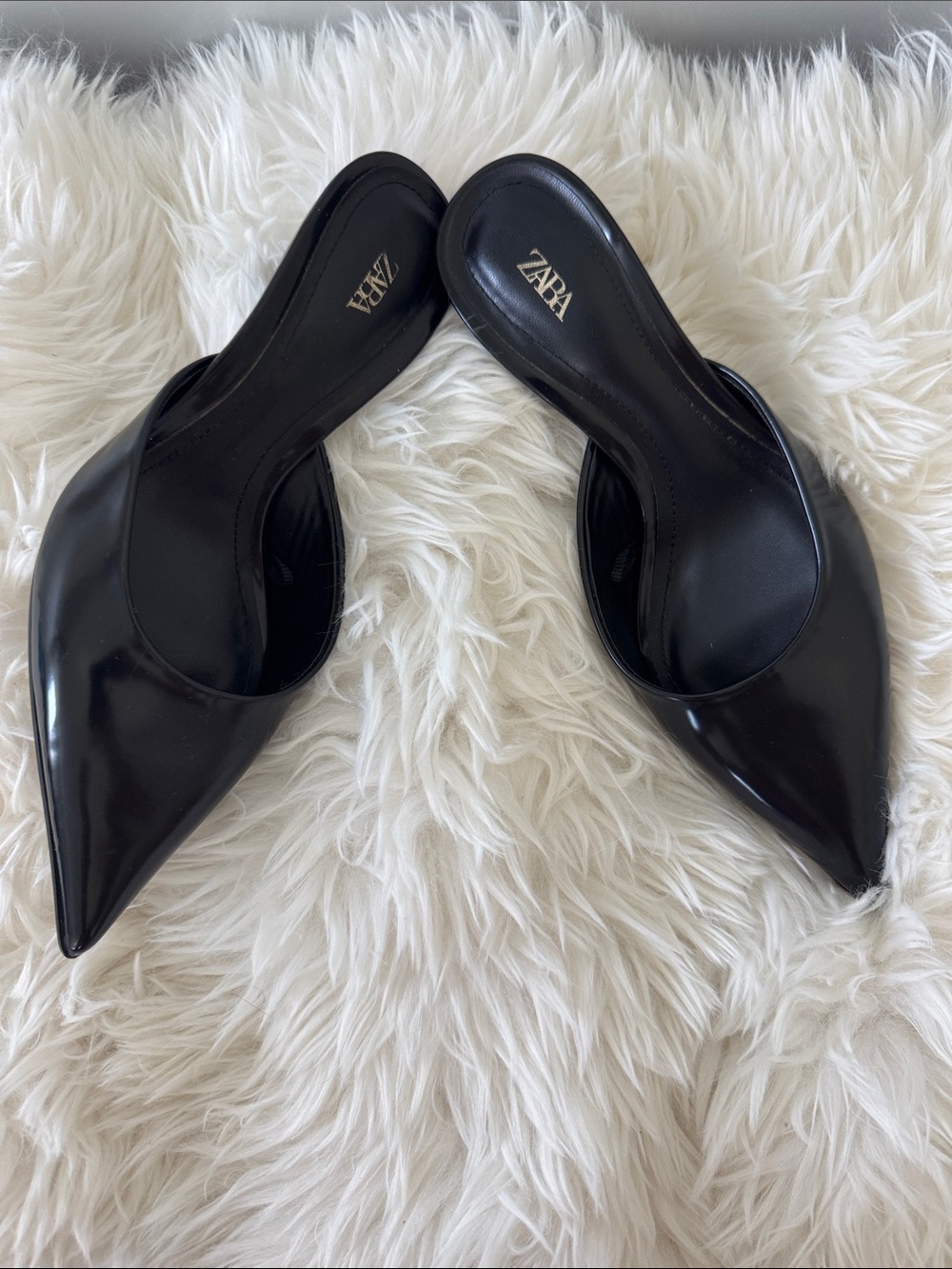 ZARA Black Pointed Leather Backless Mules